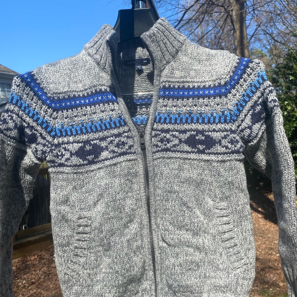 BUY1 GET1 FREE🌺 BNWOT BOY 6/7 Hartstrings Sweater